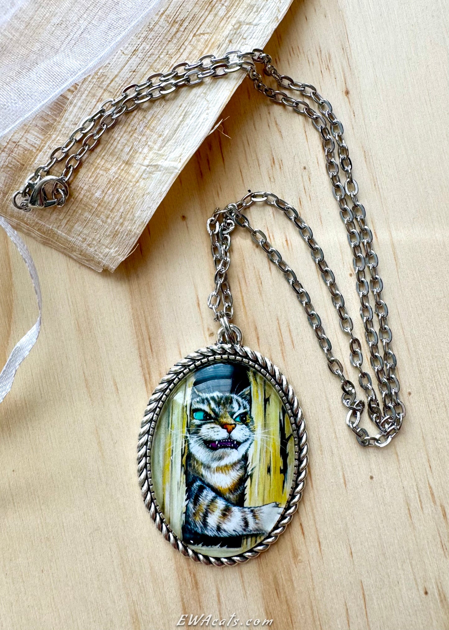 Necklace "Here's Kitty"