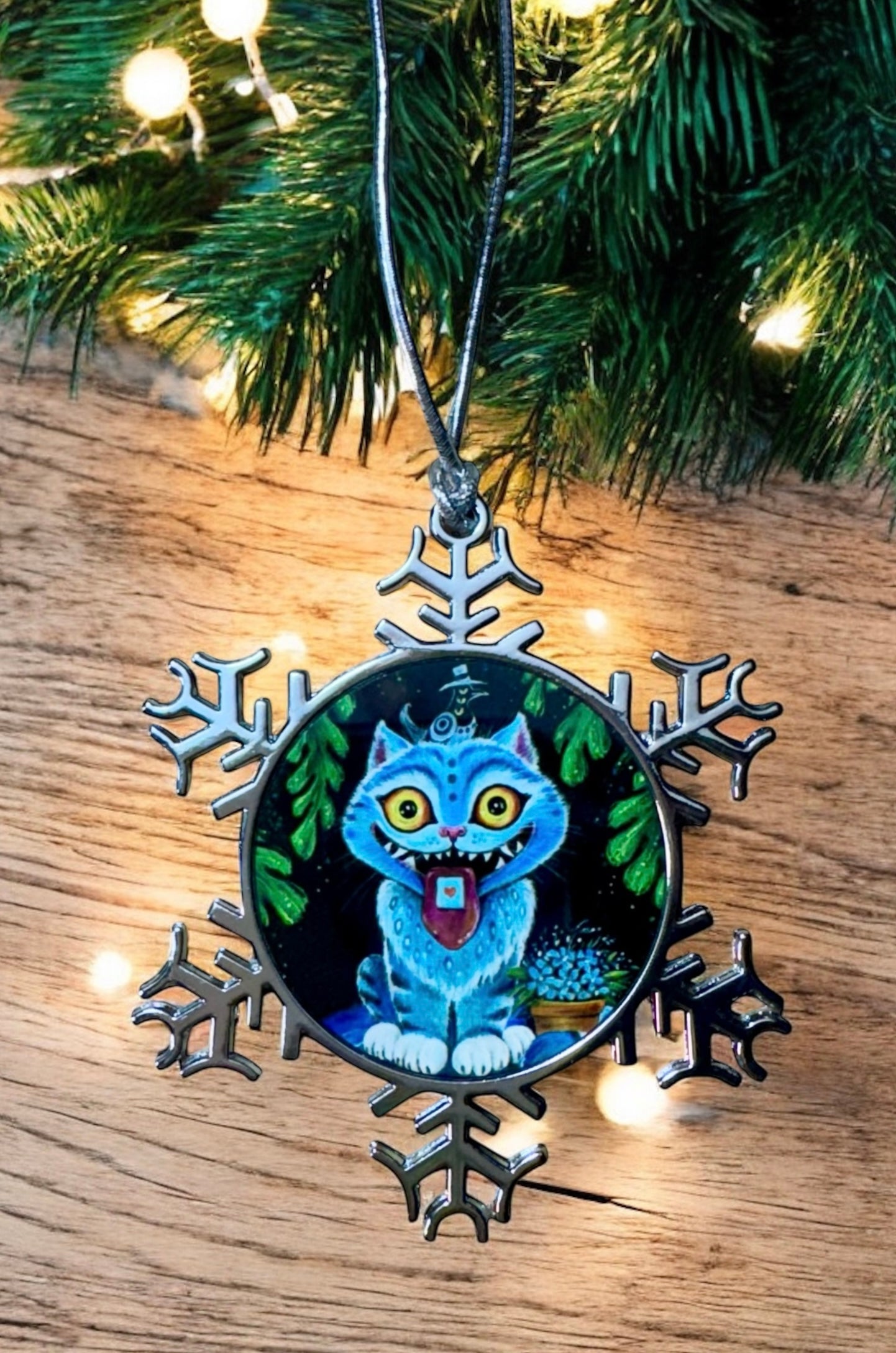 ORNAMENT 3"x 3" Silver Snowflake "Derpy Cat"