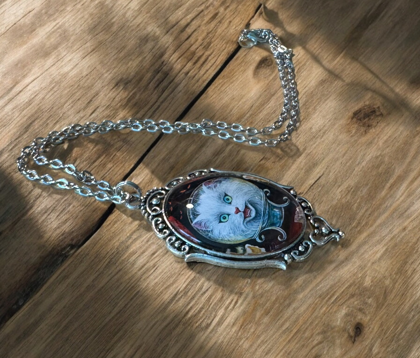 Necklace "Meowdame Leota"