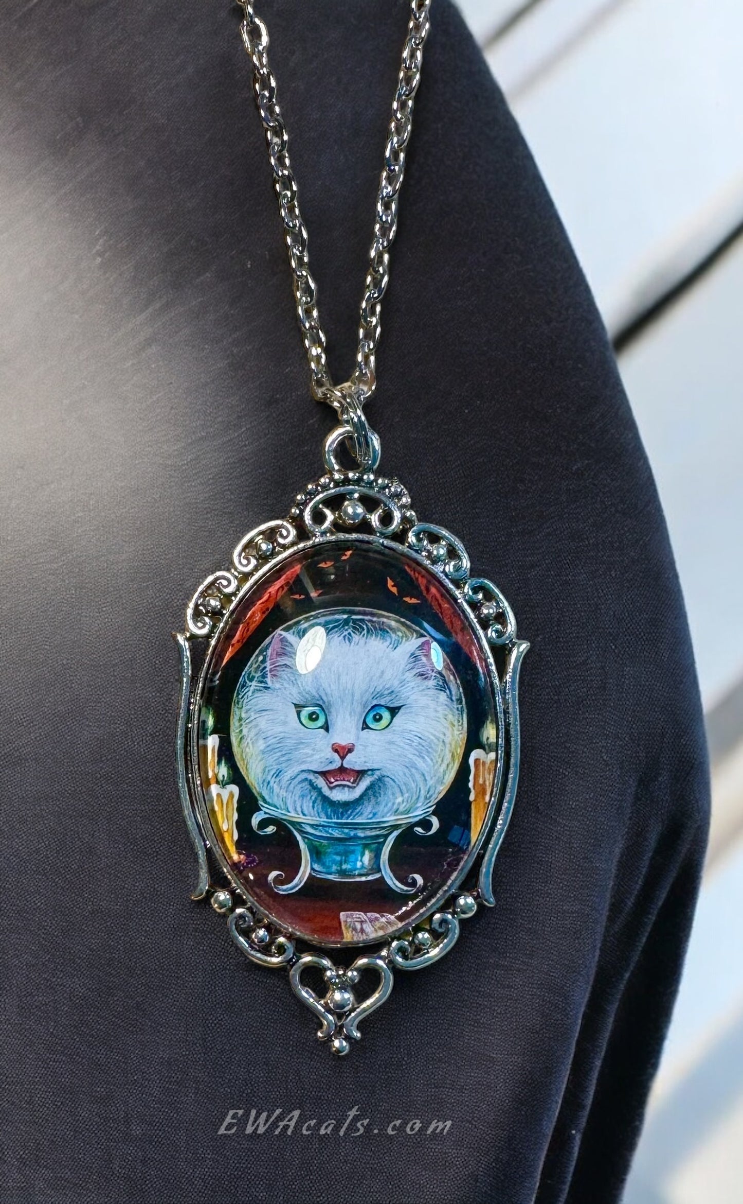 Necklace "Meowdame Leota"
