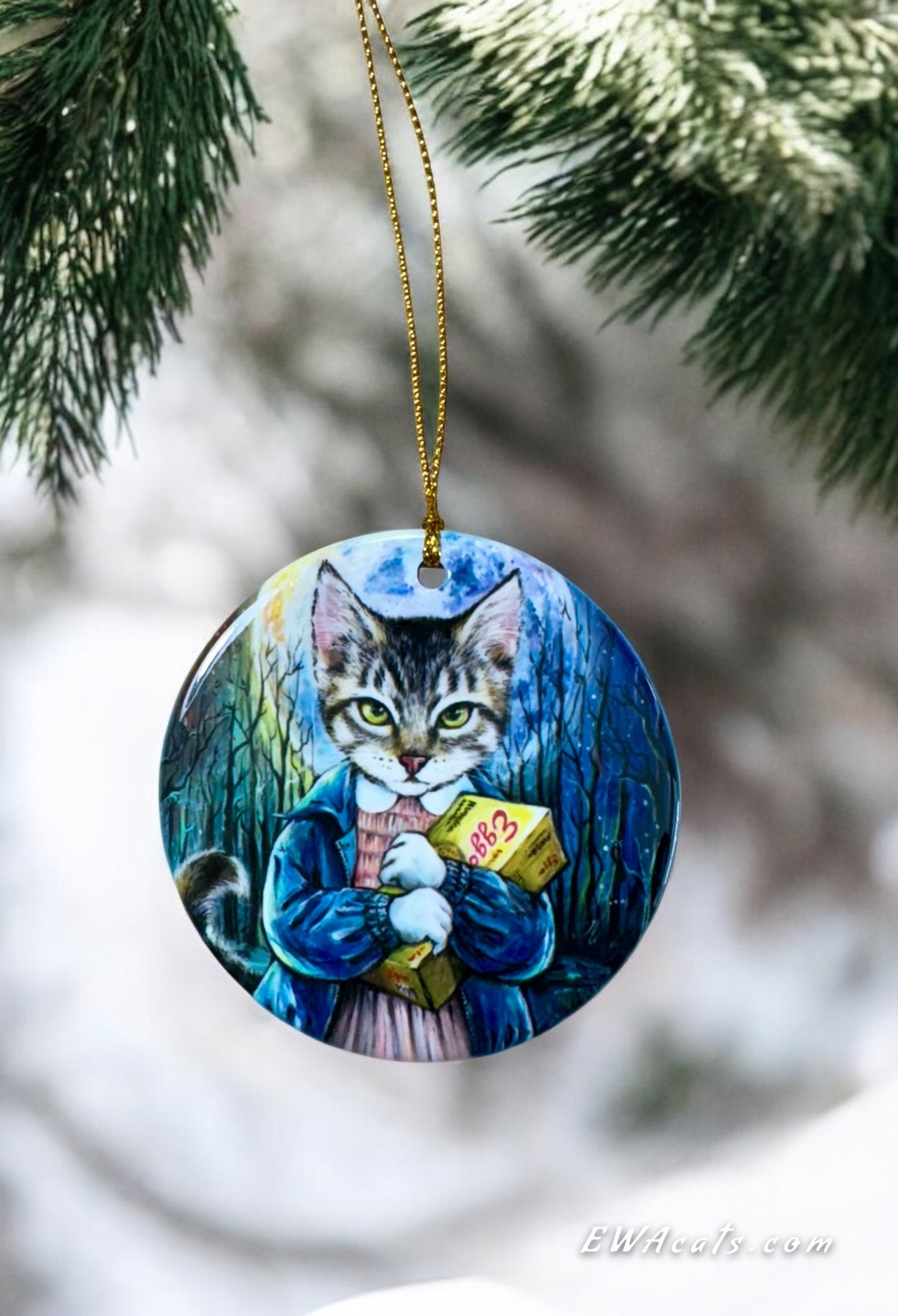 ORNAMENT Porcelain 3"x 3" Round "Kittieleven"