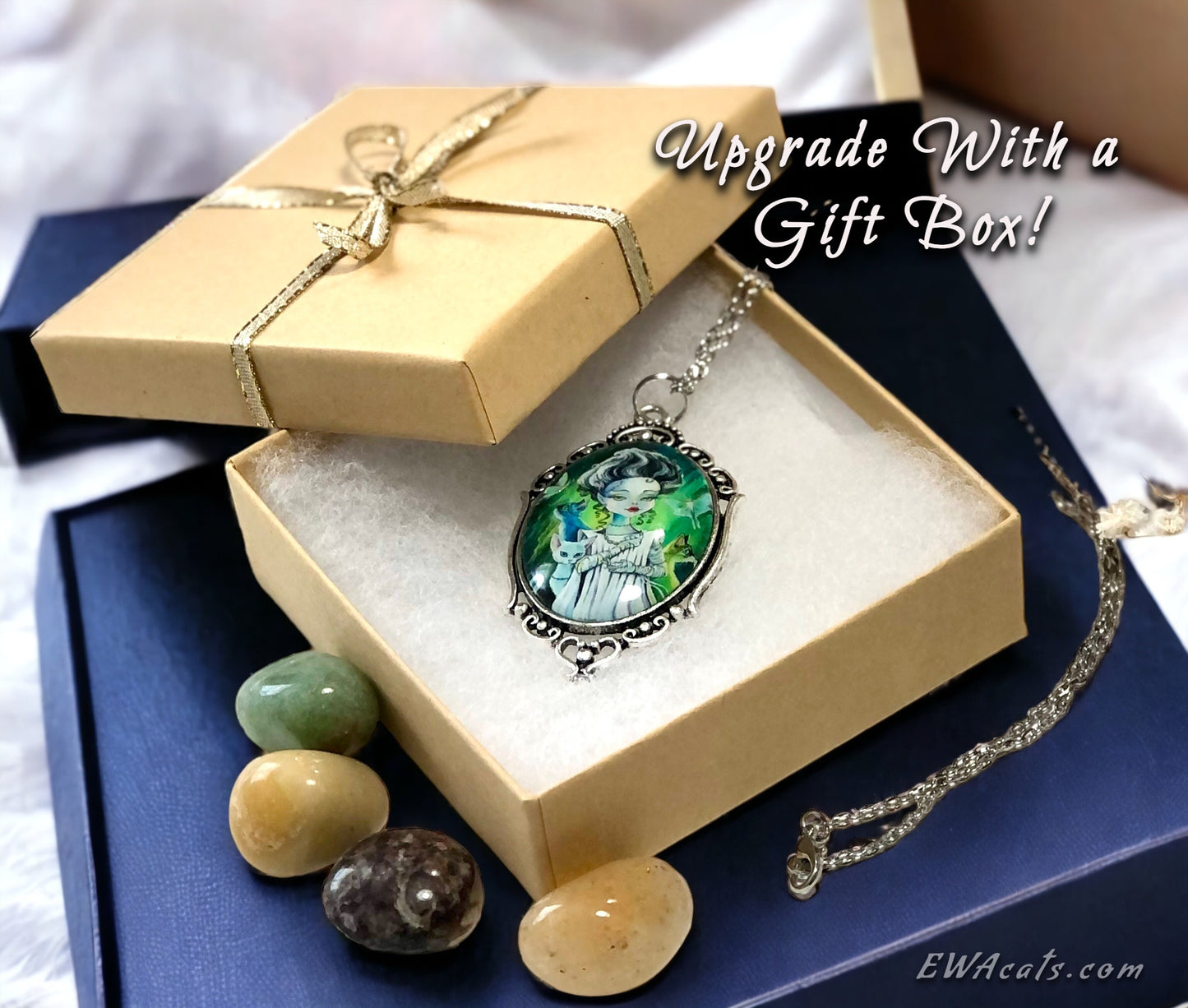 Necklace "Purrincess Leia"