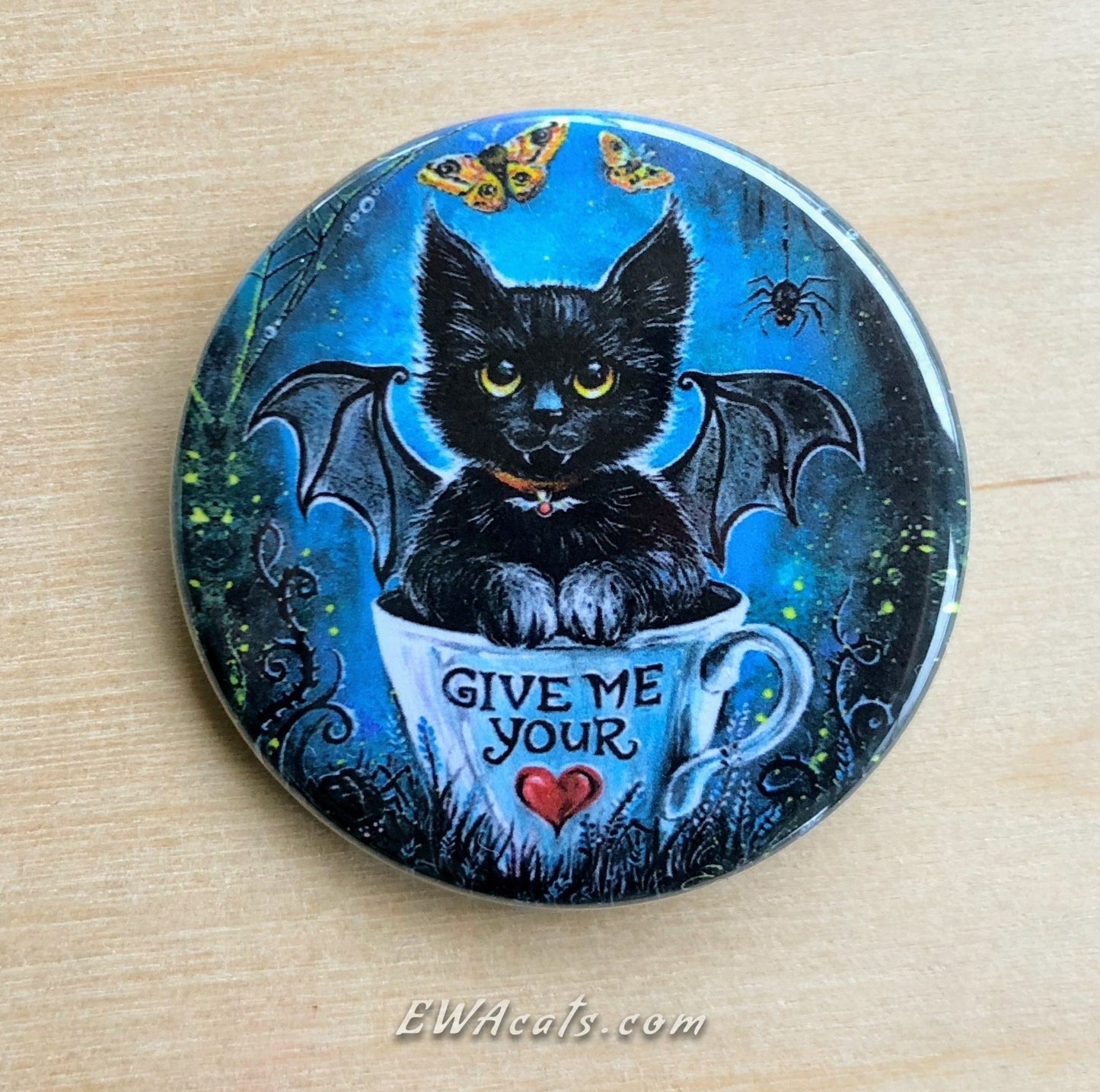 Button "Give Me Your Heart"