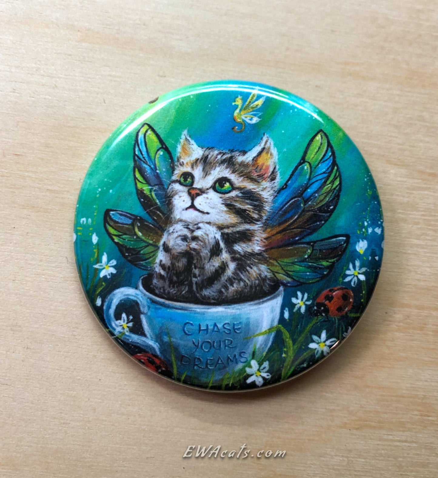 Button "Chase Your Dreams!"