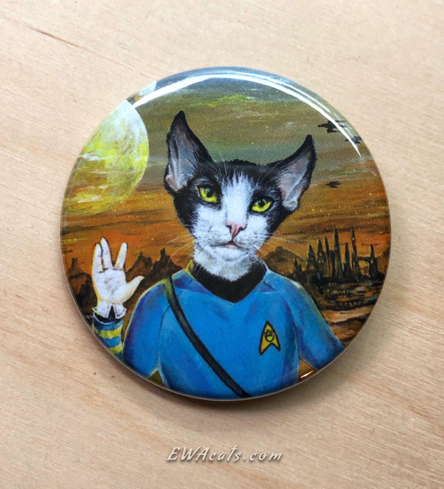 Button "Live Long & Purr"
