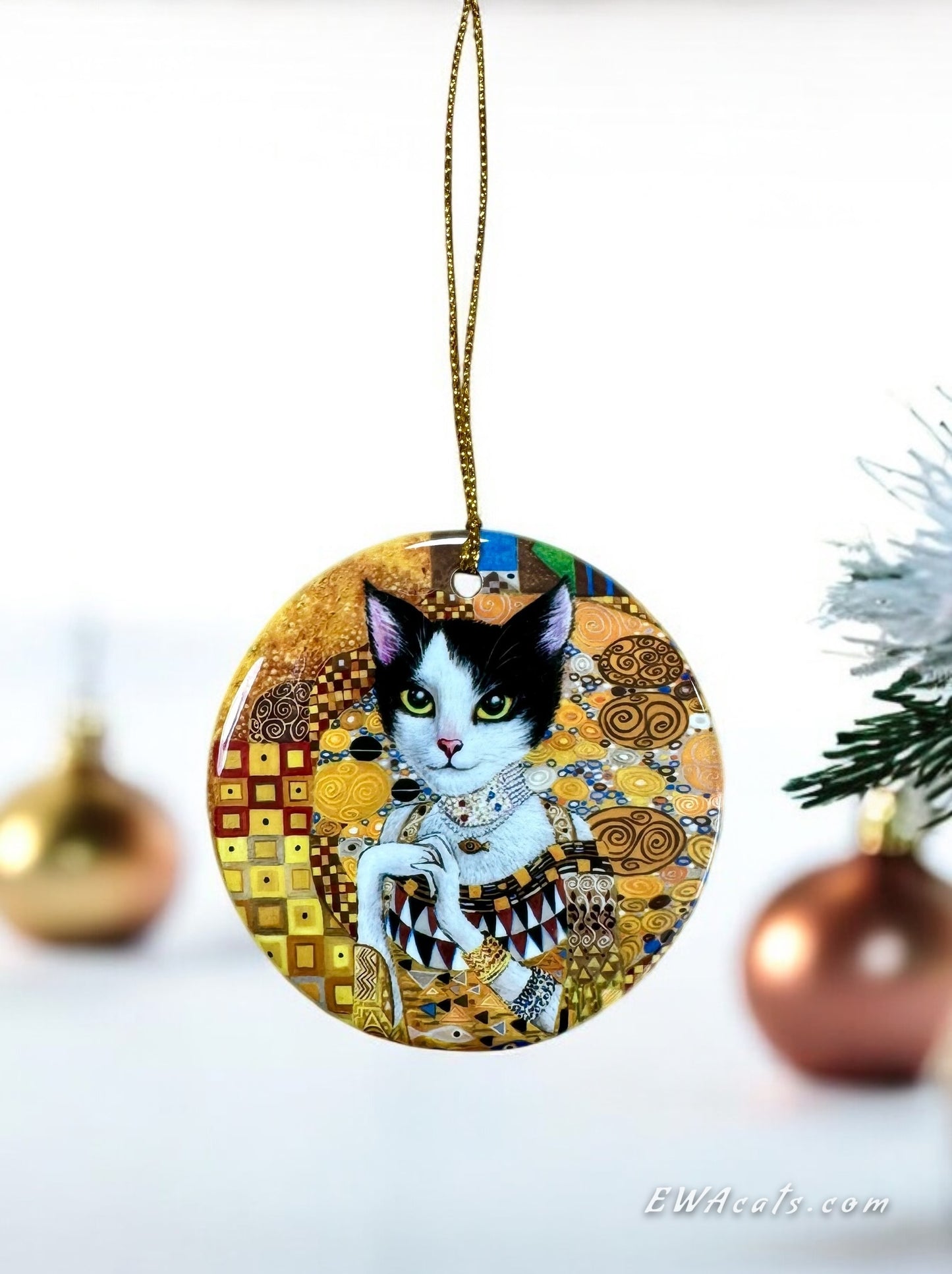 ORNAMENT Porcelain  3"x 3" Round "Cat in Gold"