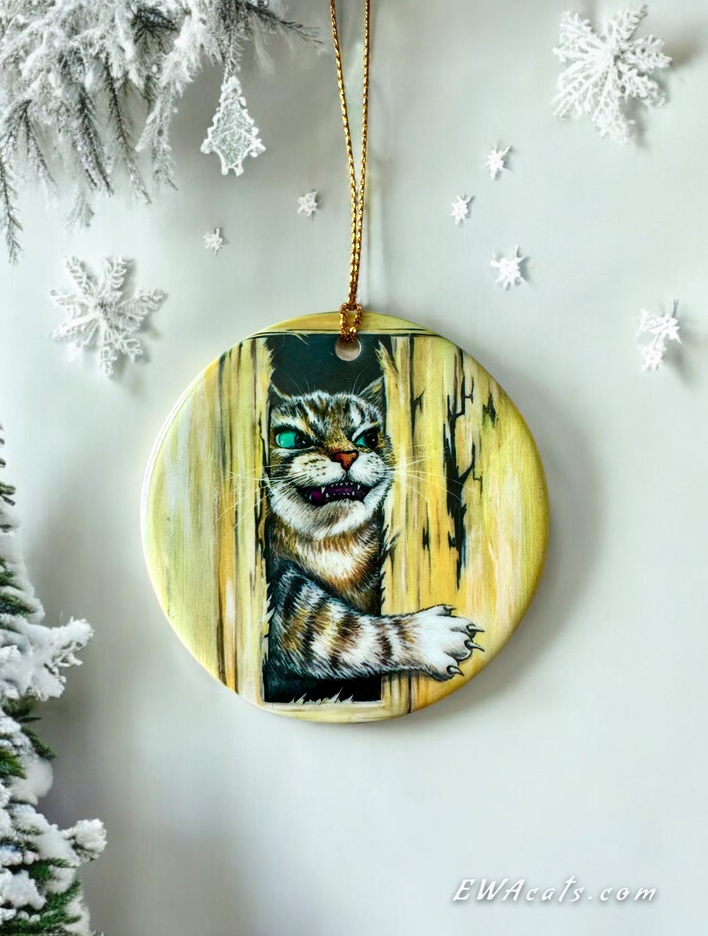 ORNAMENT Porcelain 3"x 3" Round "Here's Kitty"