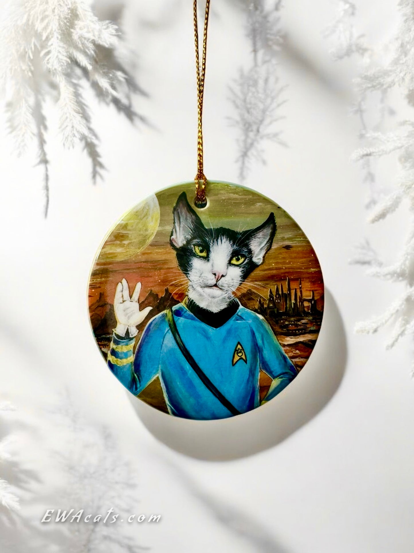 ORNAMENT Porcelain 3"x 3" Round "Live Long and Purr"