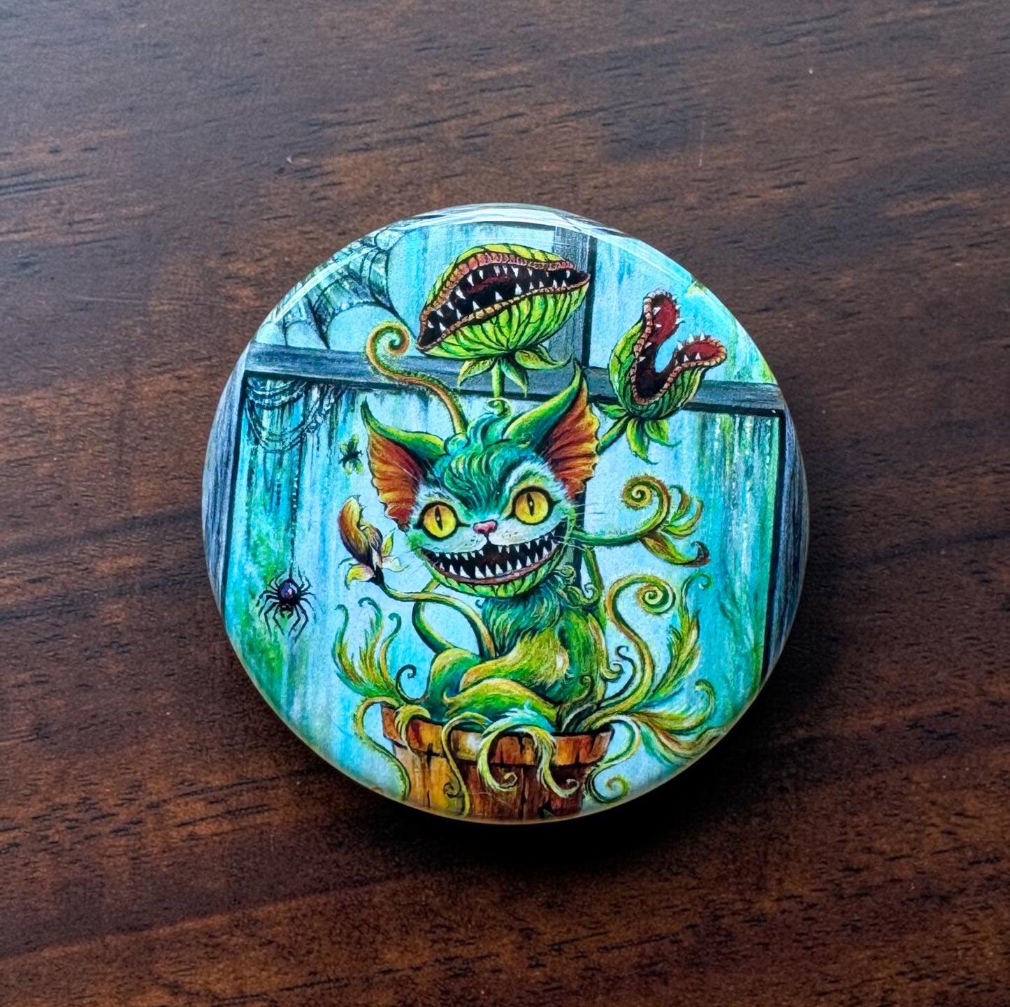 Button "Venus Meowtrap"